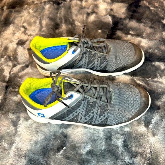 FootJoy Shoes - Women’s FootJoy Golf Shoes SZ 7